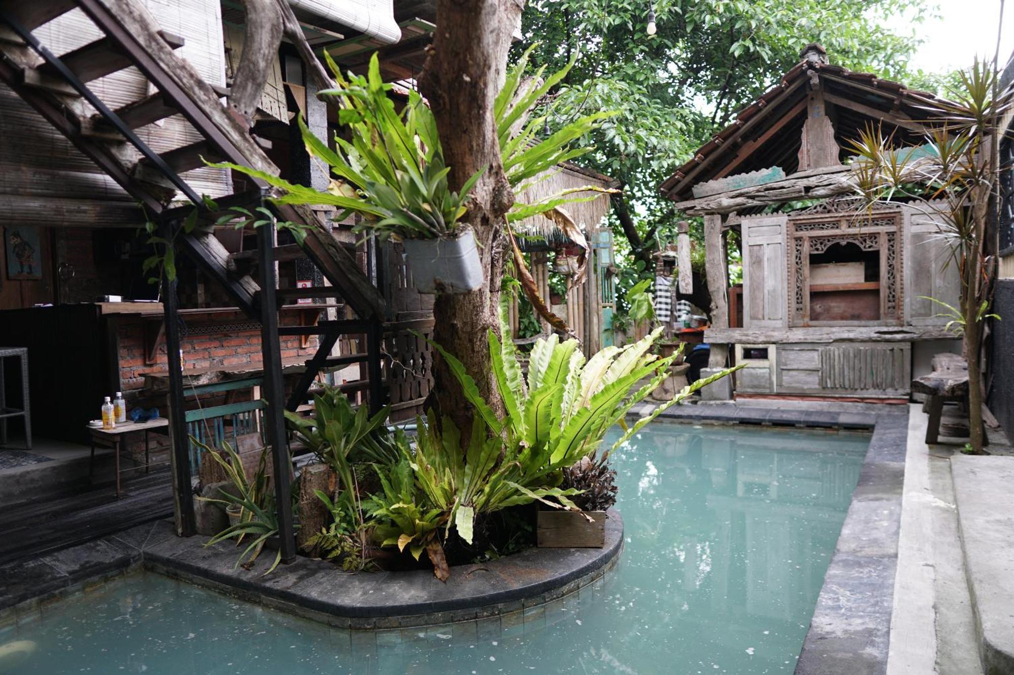 Twospaces Living At Bunga Desa, Jimbaran Esterno foto